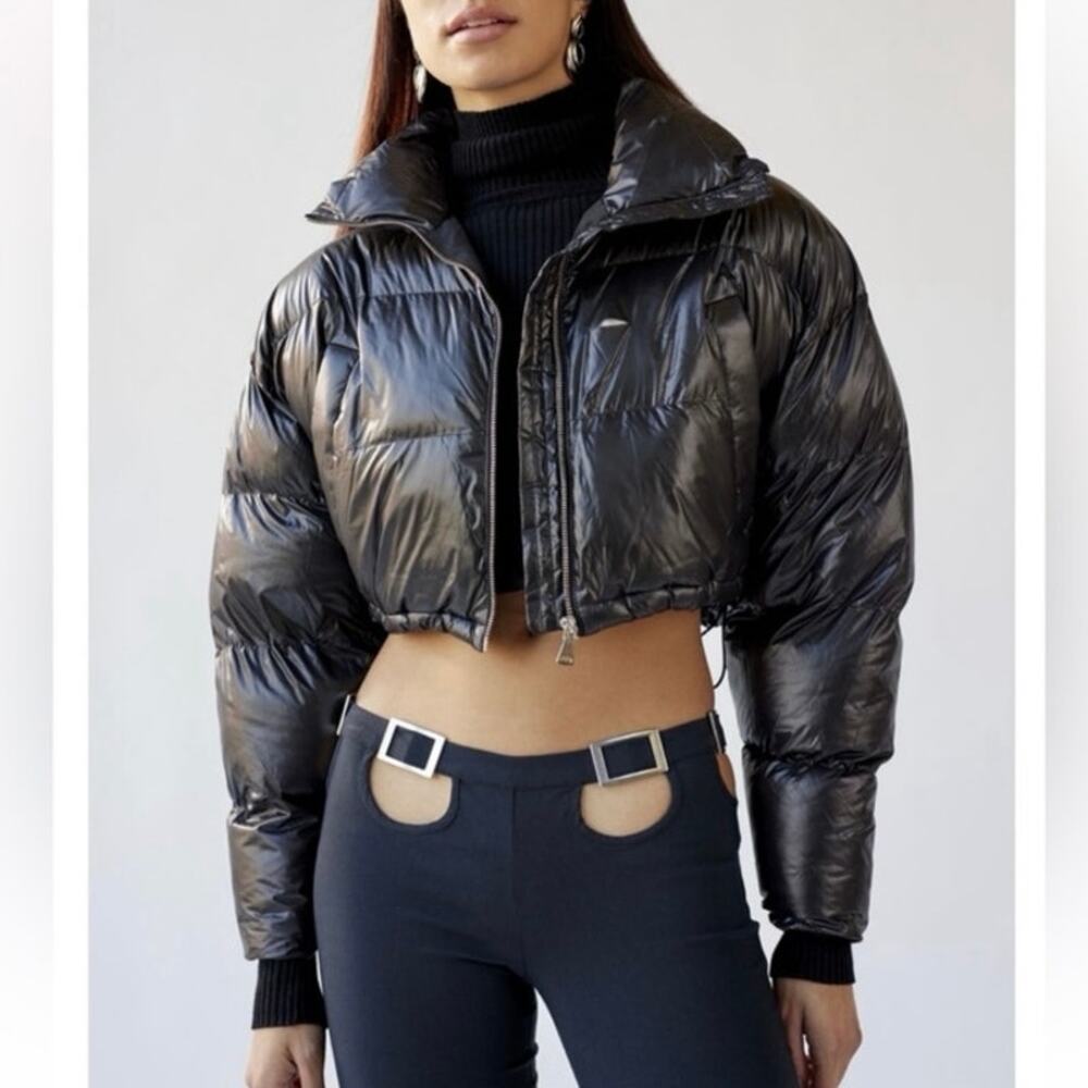 UO y2k shiny cropped Taryn puffer coat jacket Urban Outfitters L large